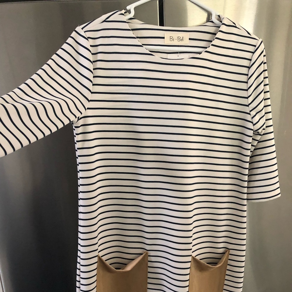 Knee length stripped dress with pockets